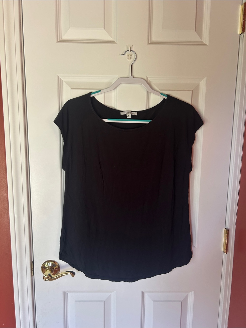 Green Envelope Black Short-Sleeve Women's Blouse